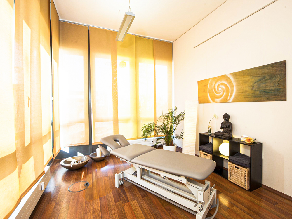 reaktiv-physiotherapie-starnberg-kontakt Behandlungsraum in der Physiotherapie-Praxis reaktiv